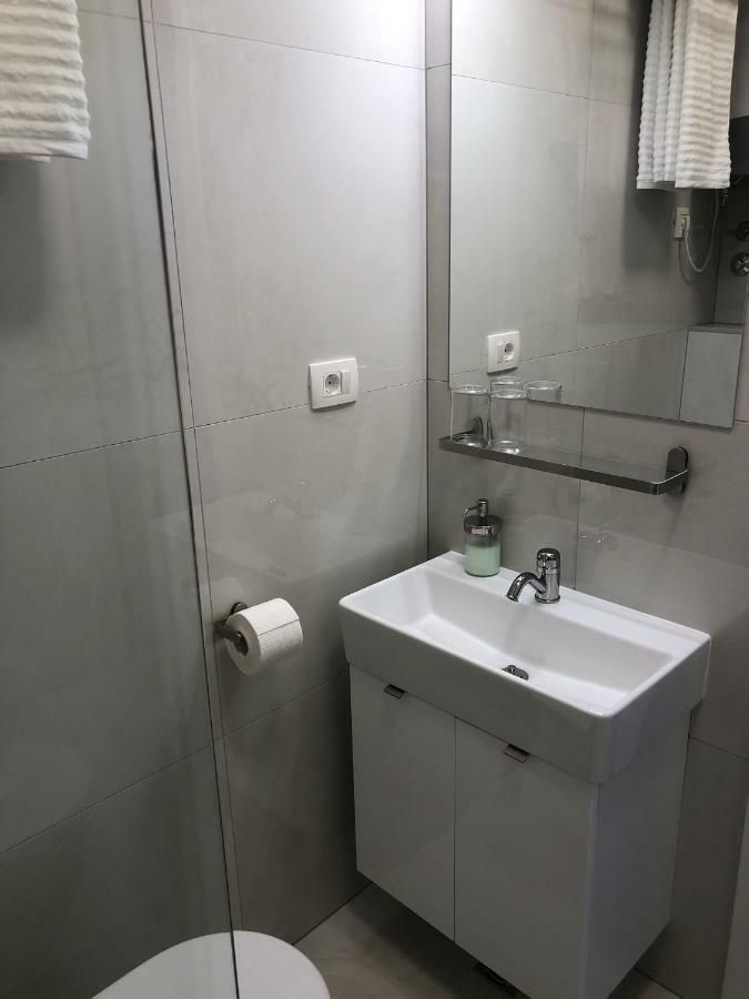 Room Marina Split Buitenkant foto